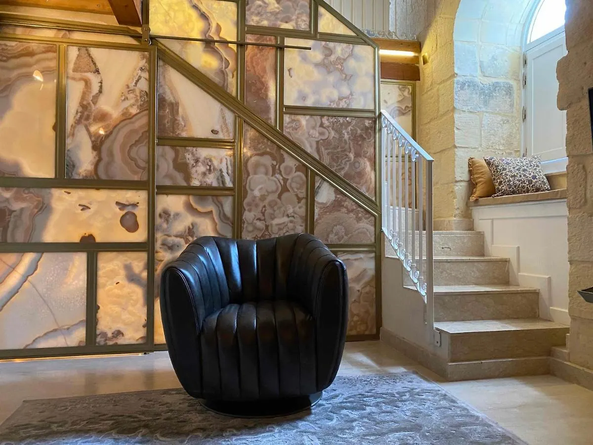 Lulu Boutique Hotel Żebbuġ 4*,  مالطا