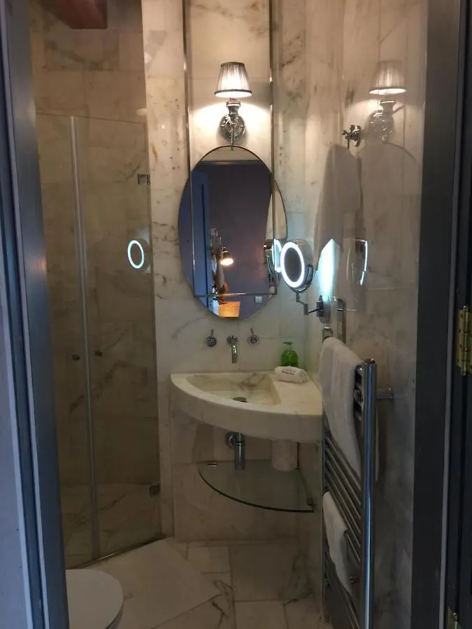 Lulu Boutique Hotel Żebbuġ