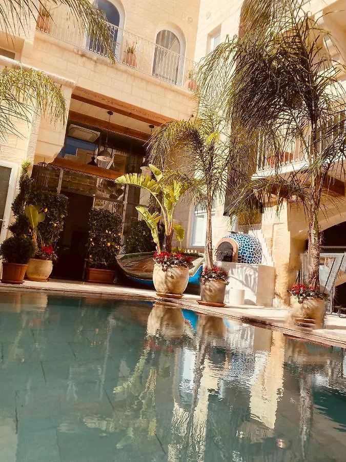 Lulu Boutique Hotel Żebbuġ