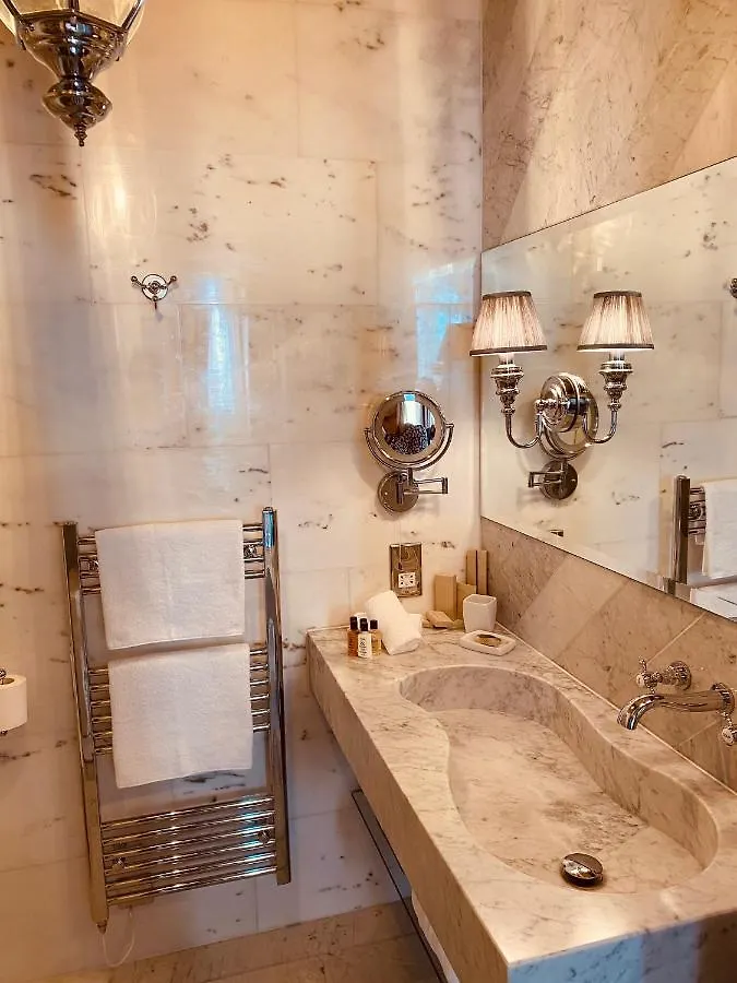 Lulu Boutique Hotel Żebbuġ