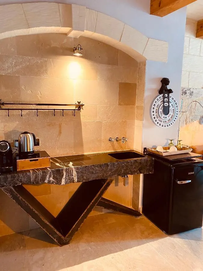 Lulu Boutique Hotel Żebbuġ